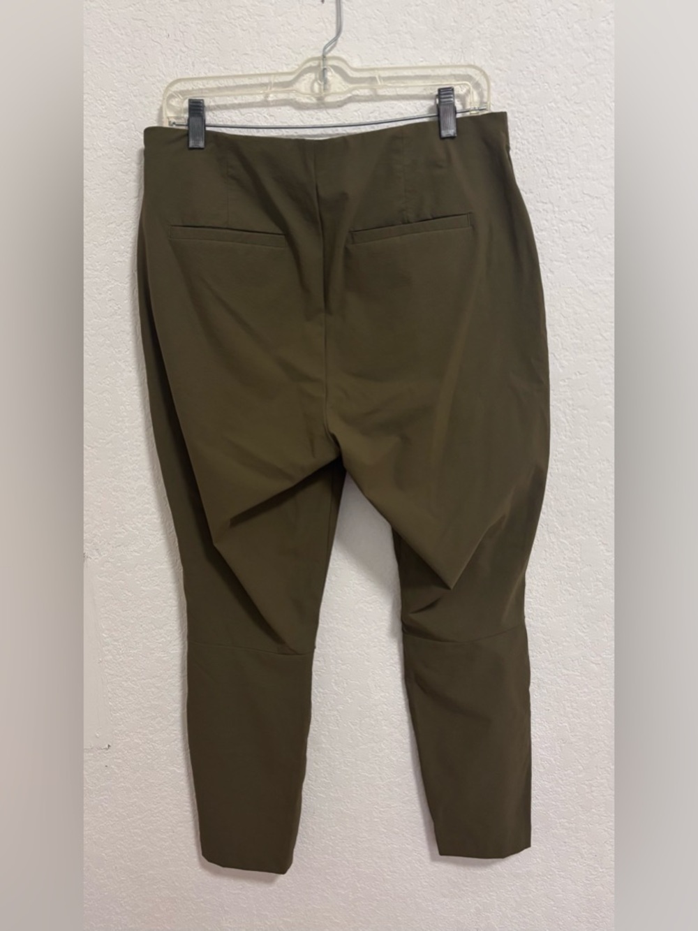 Duluth Trading co Women's Flexcellent Skinny Leg Ankle Pants - Picture 2 of 5